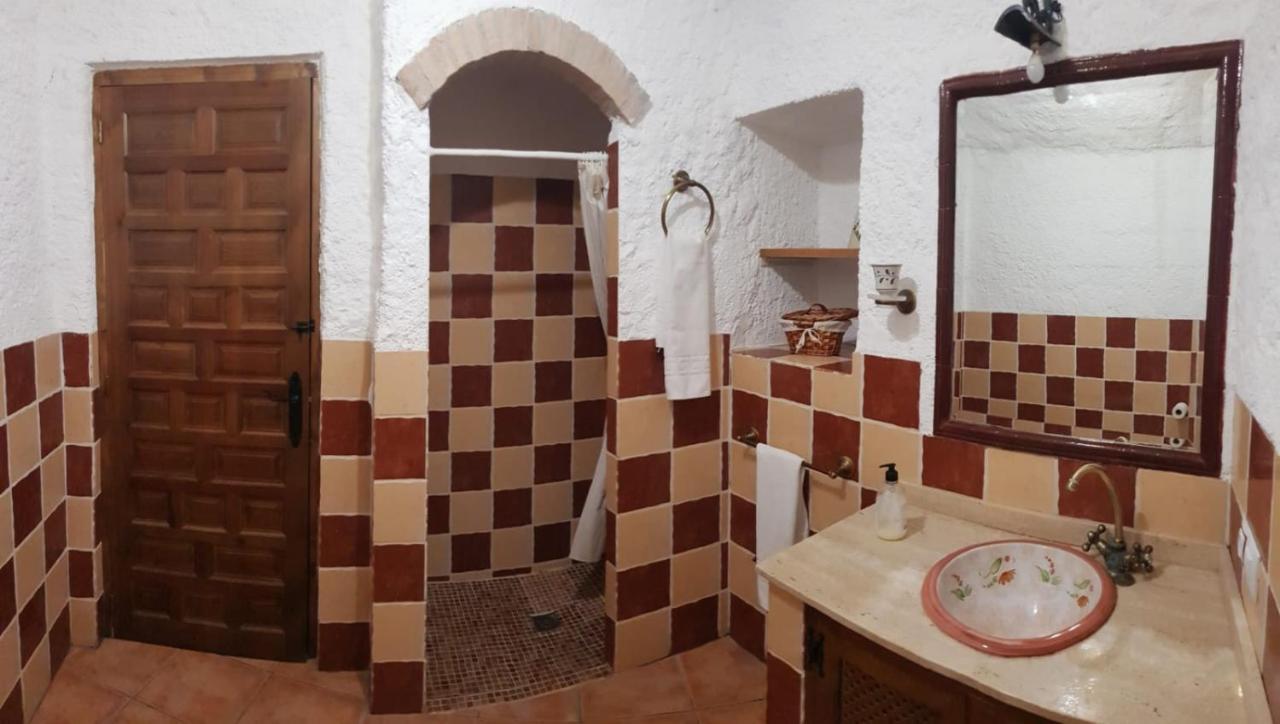 Cueva El Monteron Villa Cullar de Baza ภายนอก รูปภาพ