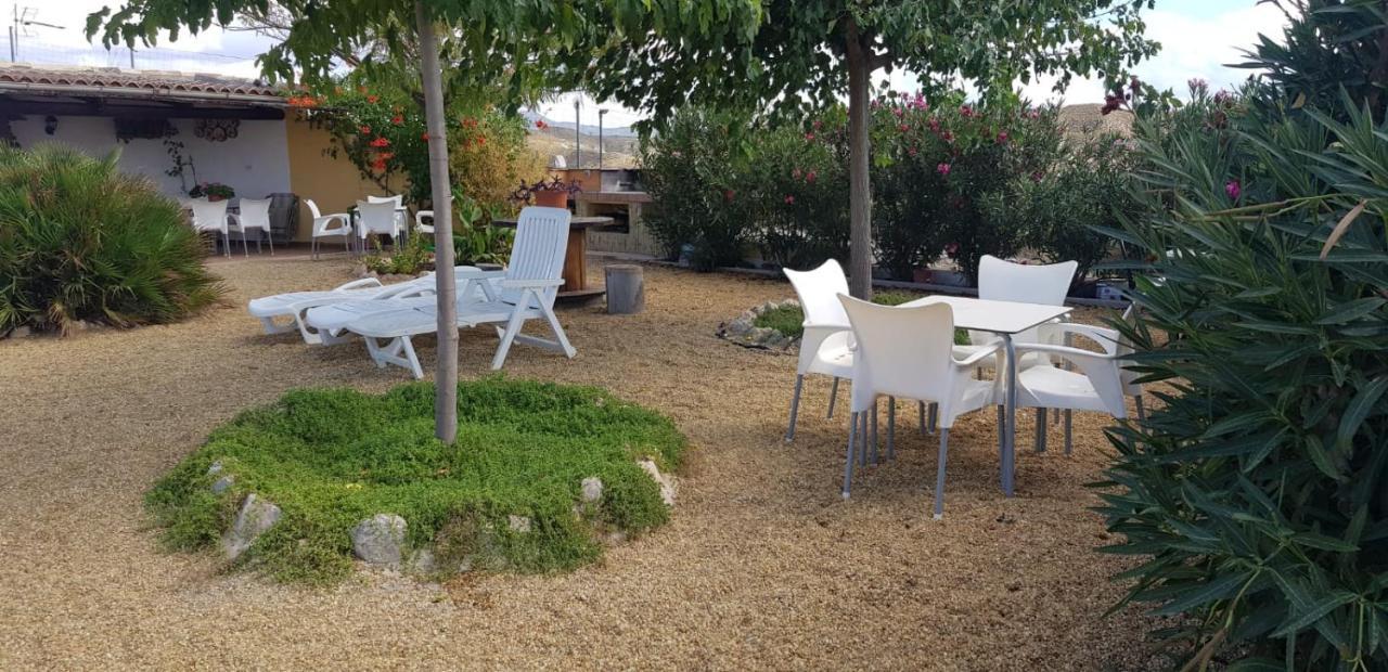 Cueva El Monteron Villa Cullar de Baza ภายนอก รูปภาพ