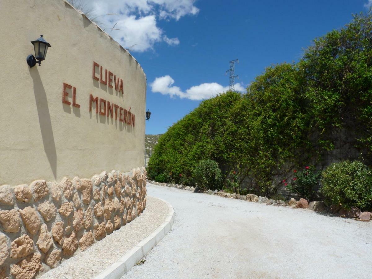 Cueva El Monteron Villa Cullar de Baza ภายนอก รูปภาพ